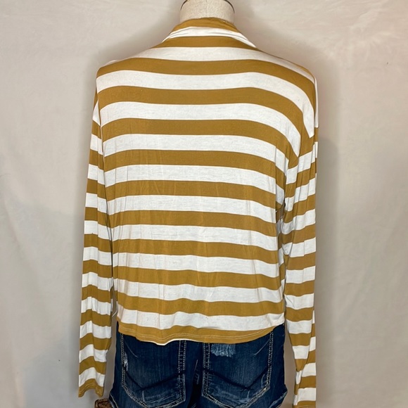 BKE striped mock neck. Layering top. Size small - Picture 2 of 4